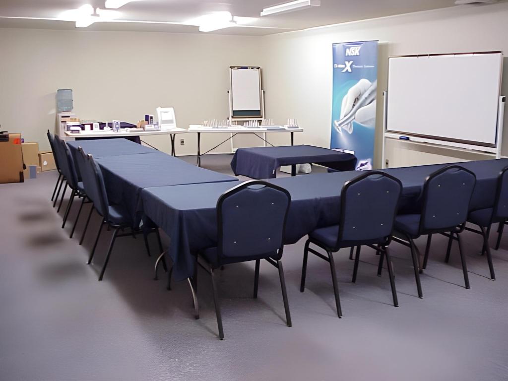 Фото Airport Motel