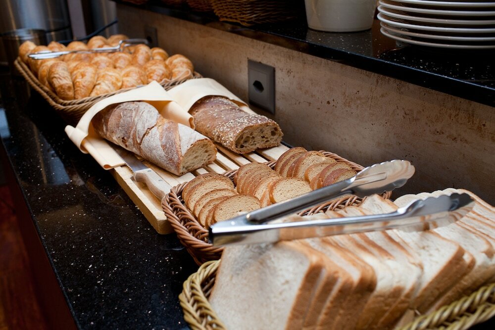 Фото Drake Longchamp