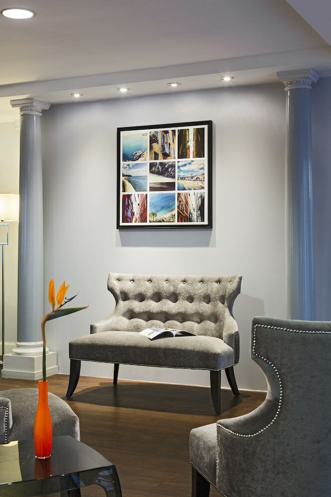 Фото Nice Promenade Residhome Aparthotel