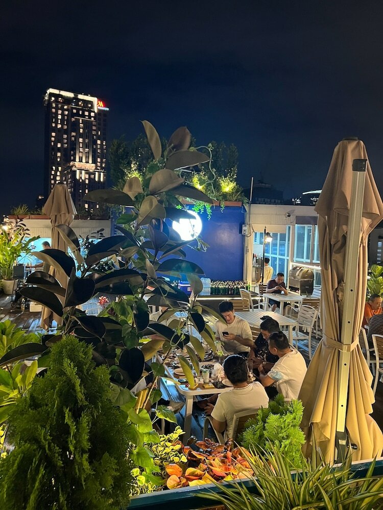 Фото Sapphire Hotel Silom Bangkok