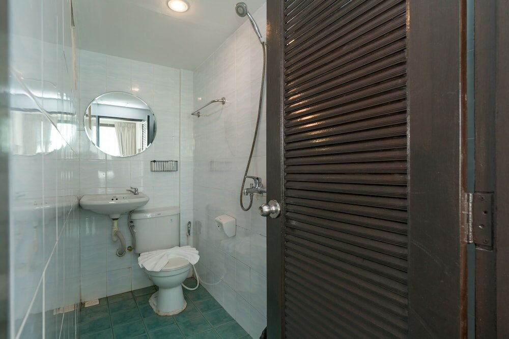 Фото Destinaation Patong Boutique by The Sea