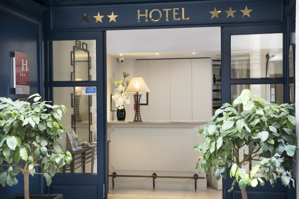 Фото отеля 2