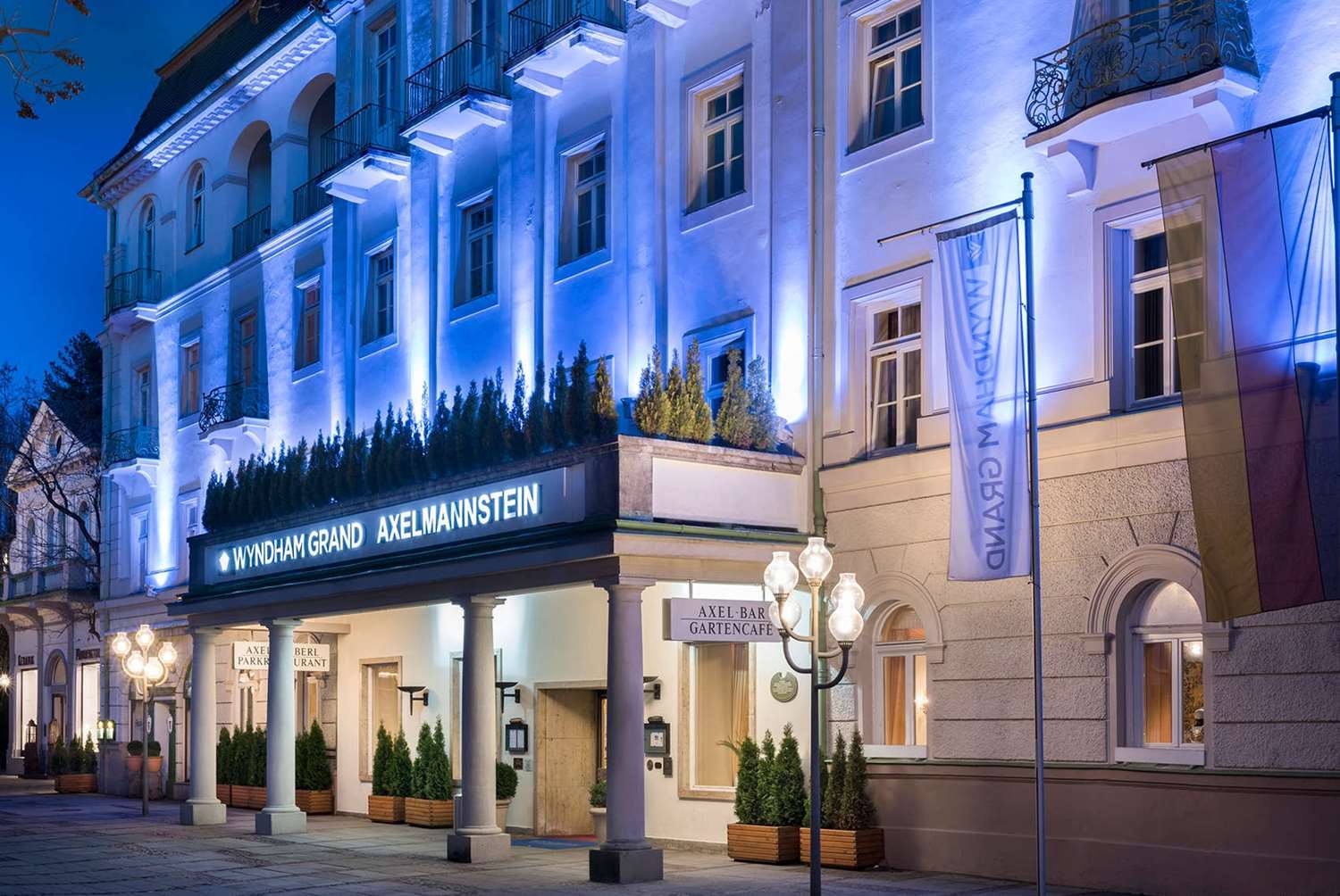 Фото отеля 2