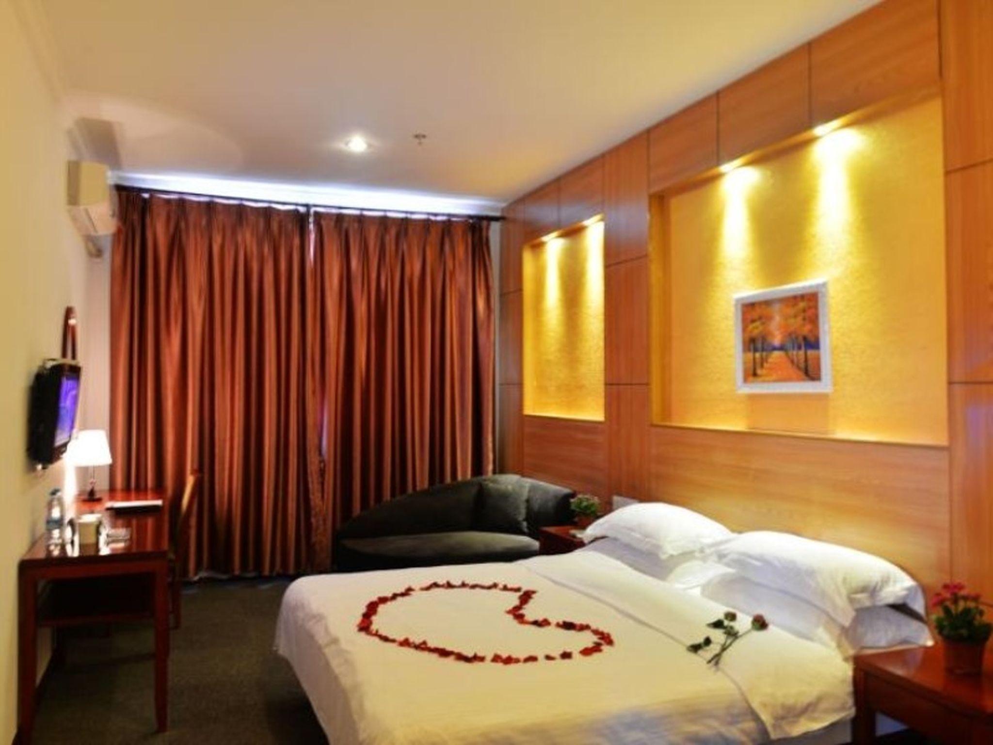 Фото GreenTree Alliance Shanghai ChongMing BaYi Road Walking Street Hotel