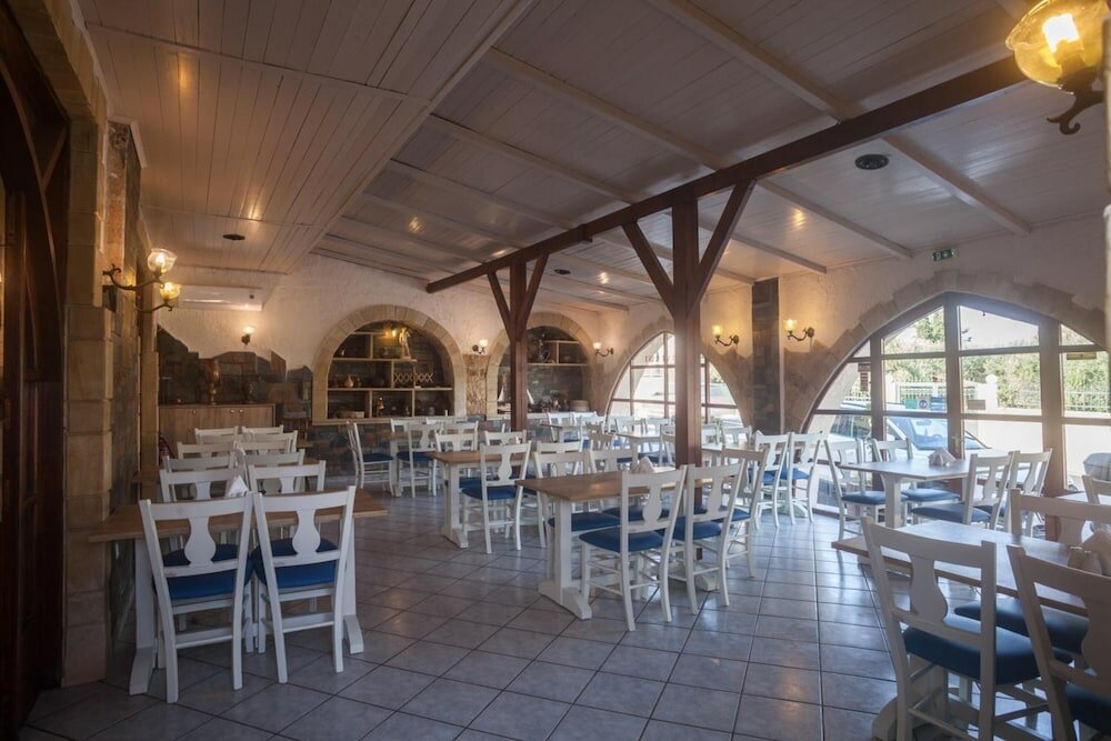 Фото Erato Hotel