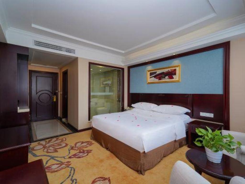 Фото Vienna Hotel Shanghai Puong Jinqiao Park