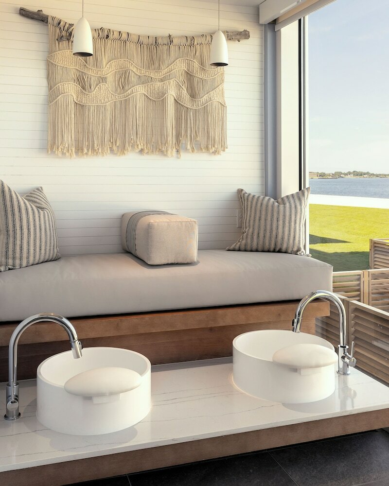 Фото Newport Harbor Island Resort