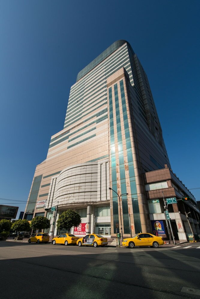 Фото отеля 1