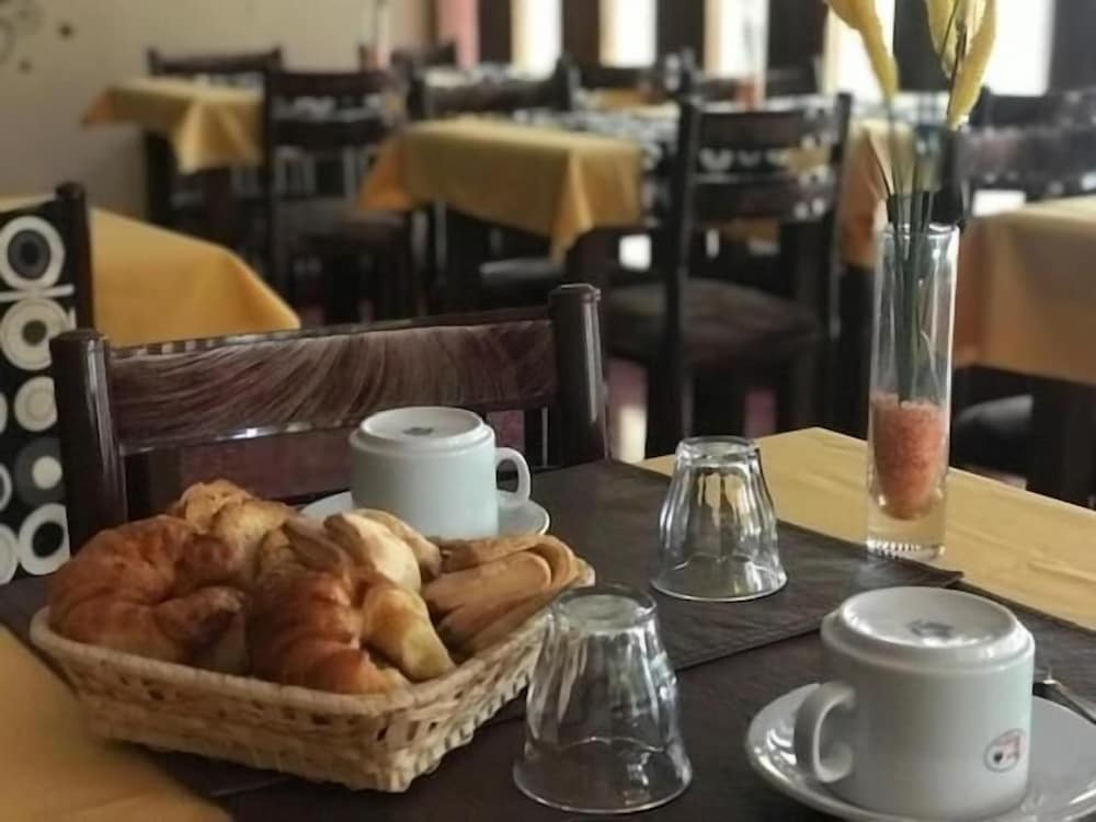 Фото Hotel Resi San Bernardo