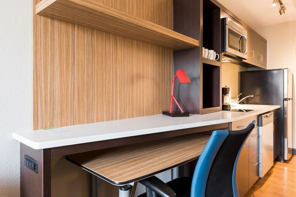 Фото TownePlace Suites by Marriott Edmonton South