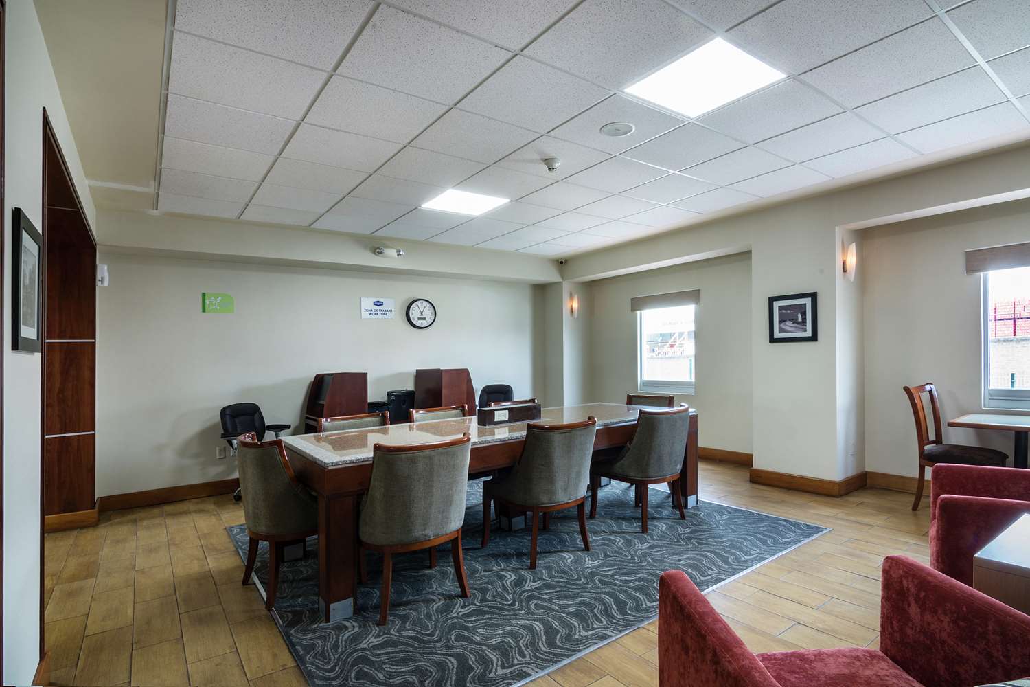 Фото Hampton Inn by Hilton San Juan del Rio