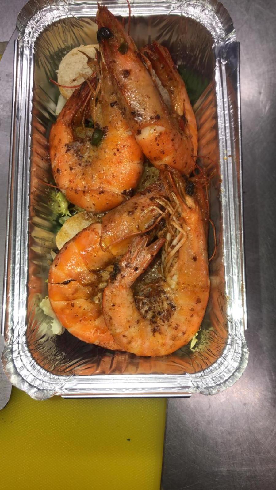 Фото The Emmbrook Inn