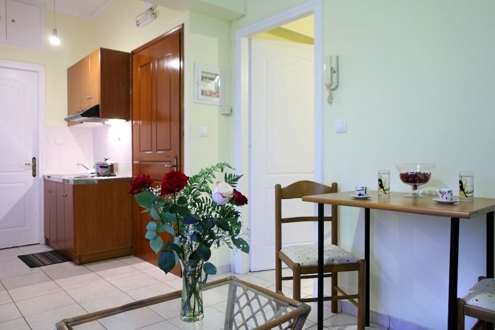 Фото Apartments Avra