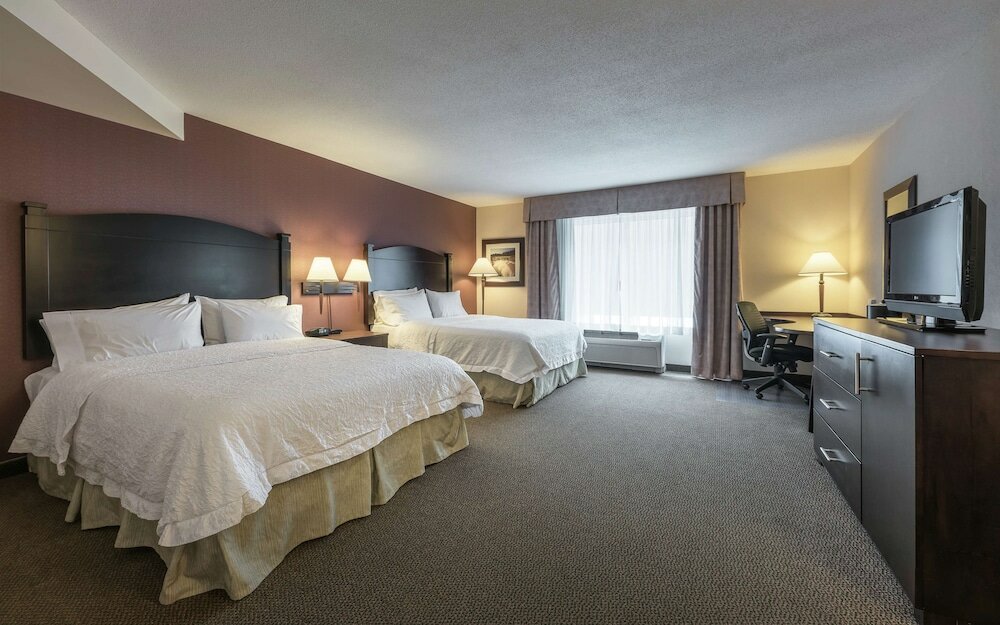 Фото Hampton Inn & Suites by Hilton Moncton