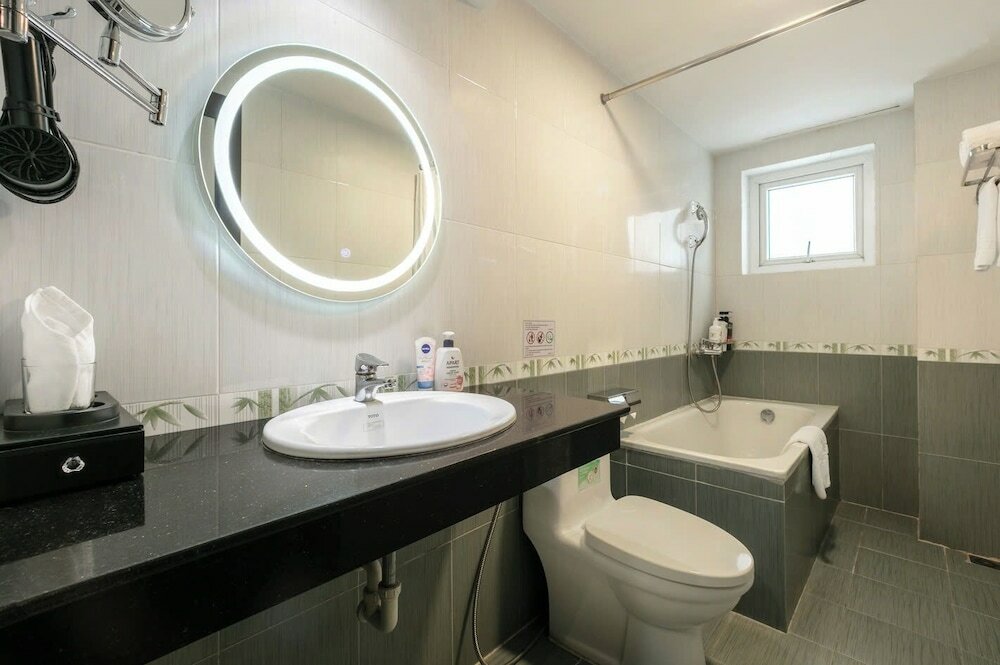 Фото A25 Hotel - 12 Pho Hue