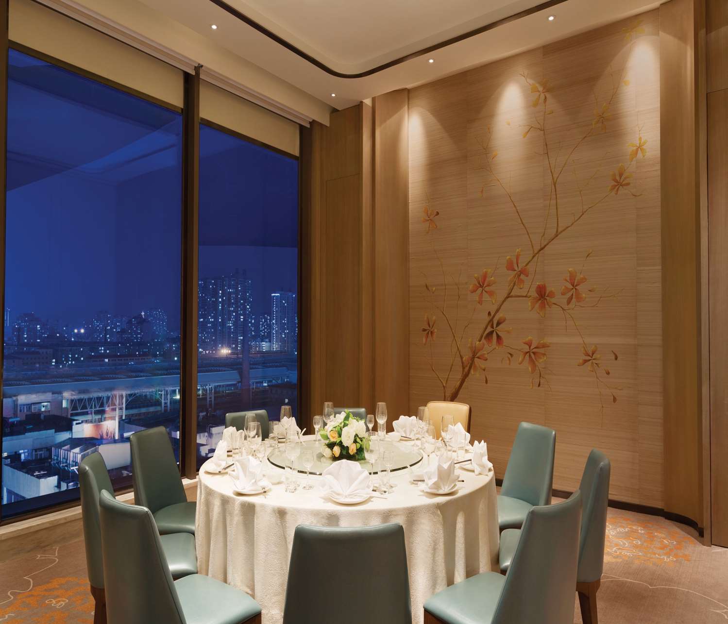 Фото Hilton Garden Inn Dandong