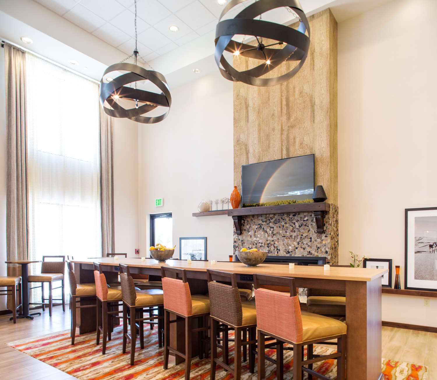 Фото Hampton Inn & Suites Whitefish