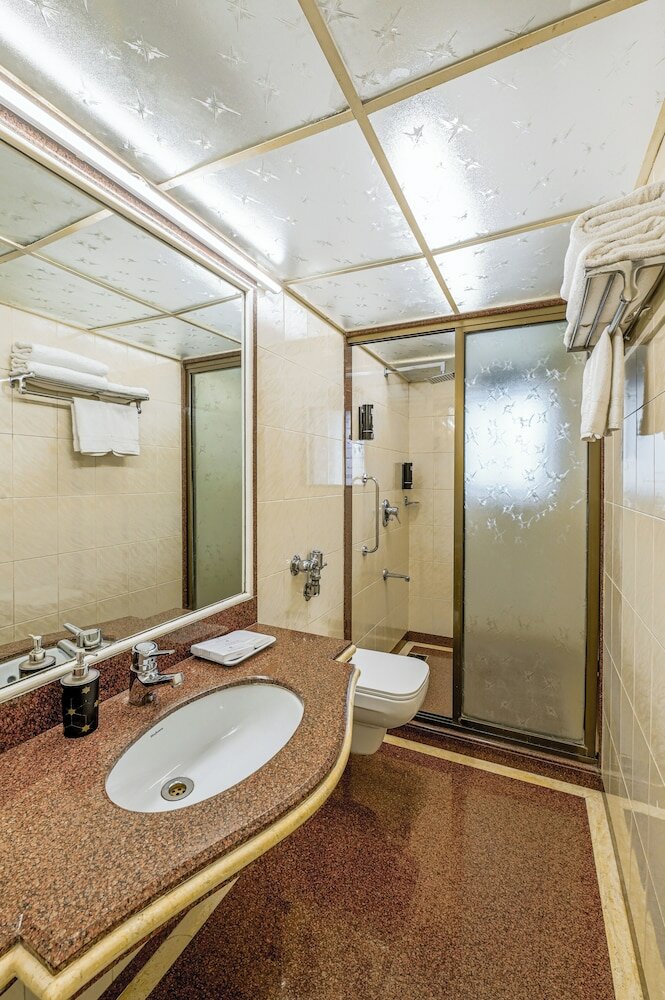 Фото Hotel Regal Enclave