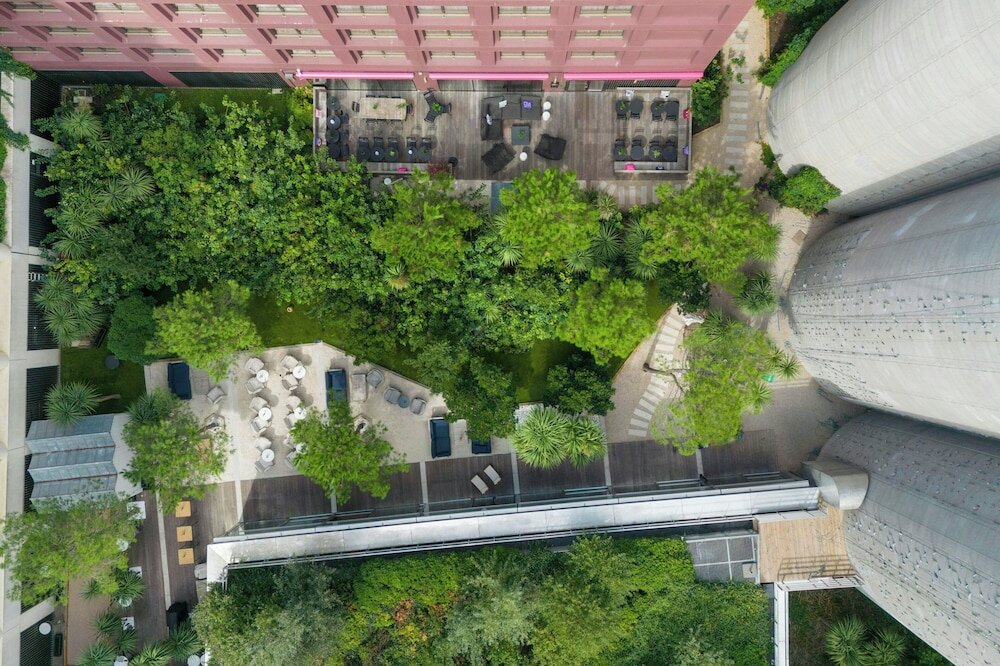 Фото Moxy Bordeaux