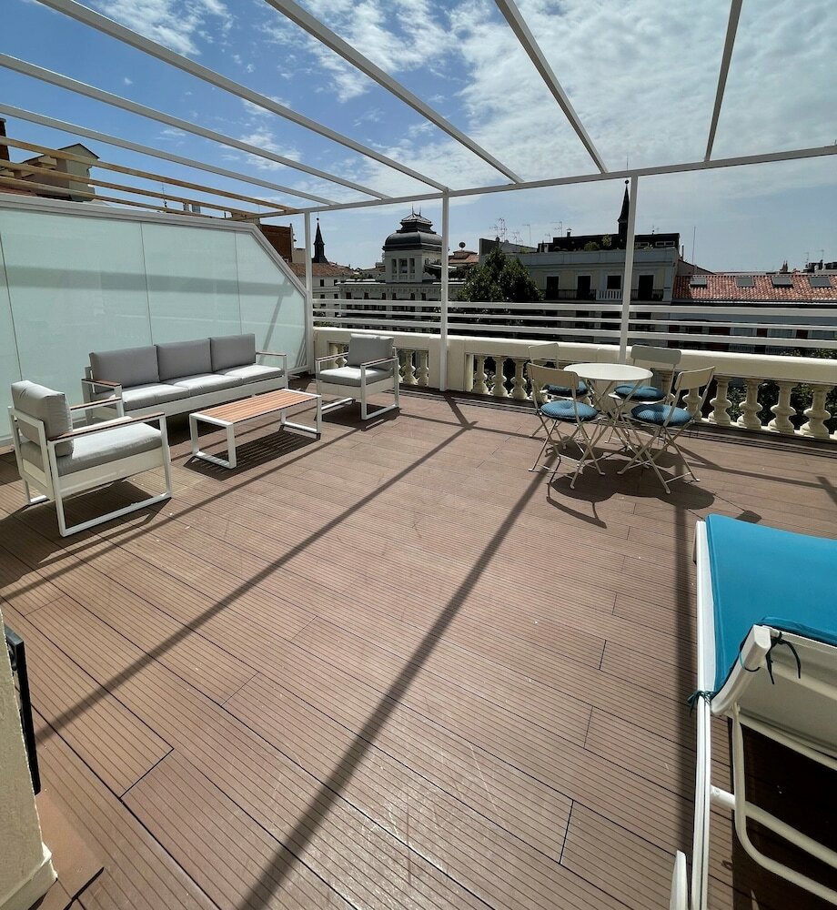 Фото Petit Palace Lealtad Plaza