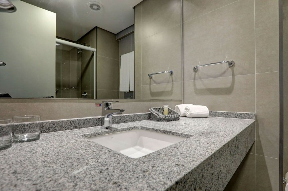 Фото Comfort Hotel Guarulhos - Aeroporto