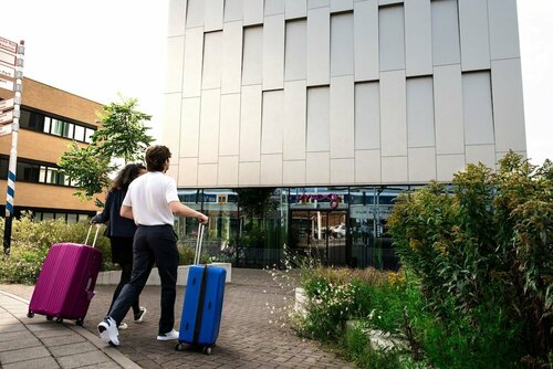 Гостиница Moxy Utrecht в Утрехте