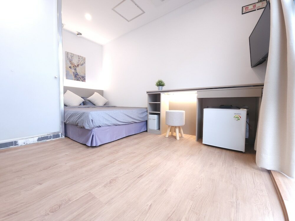 Фото Click Hotel Myeongdong