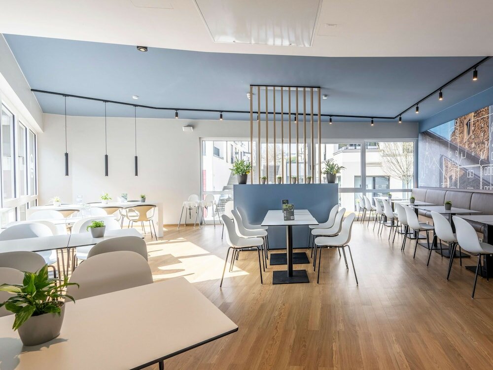 Фото B&b Hotel Schweinfurt-City