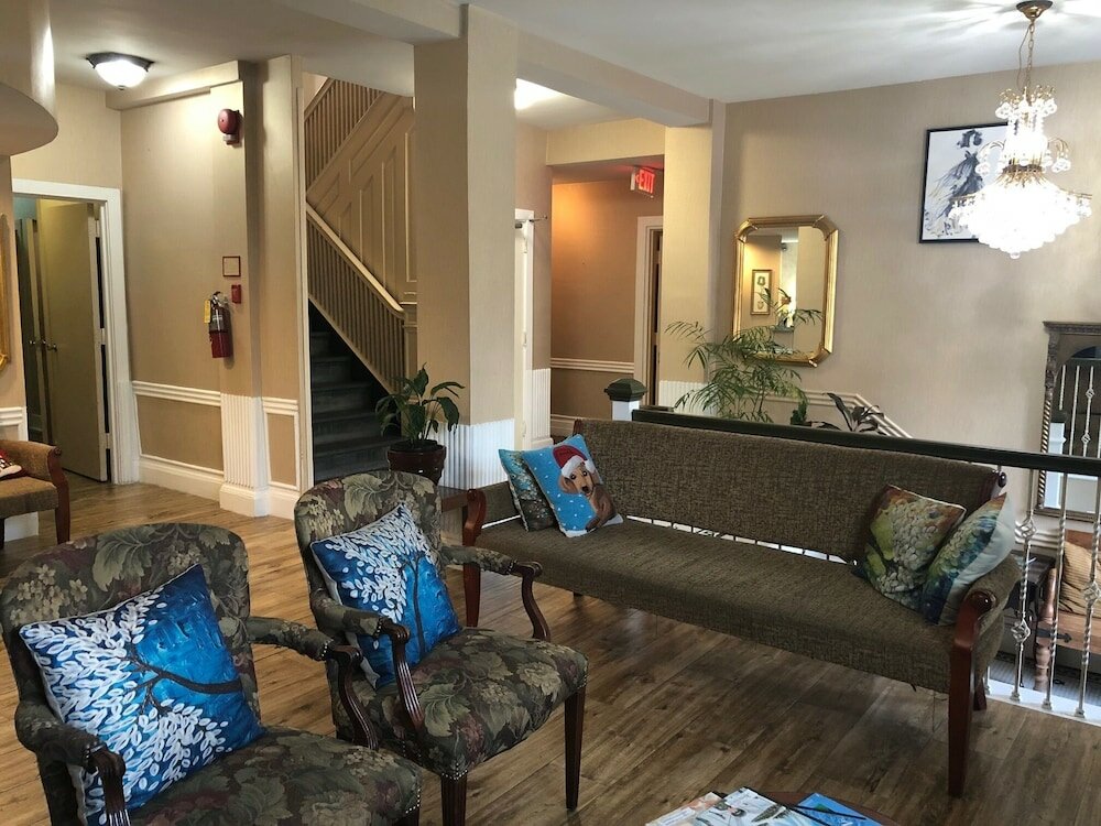 Фото Windsor Inn Hotel