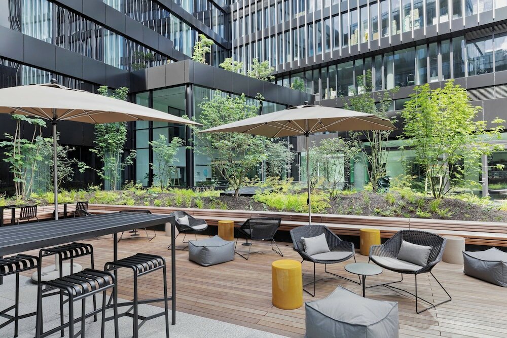 Фото Courtyard by Marriott Freiburg