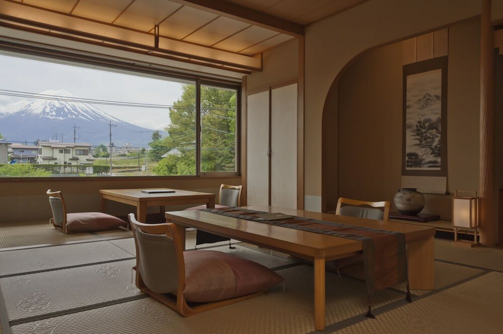 Фото Ooike Hotel