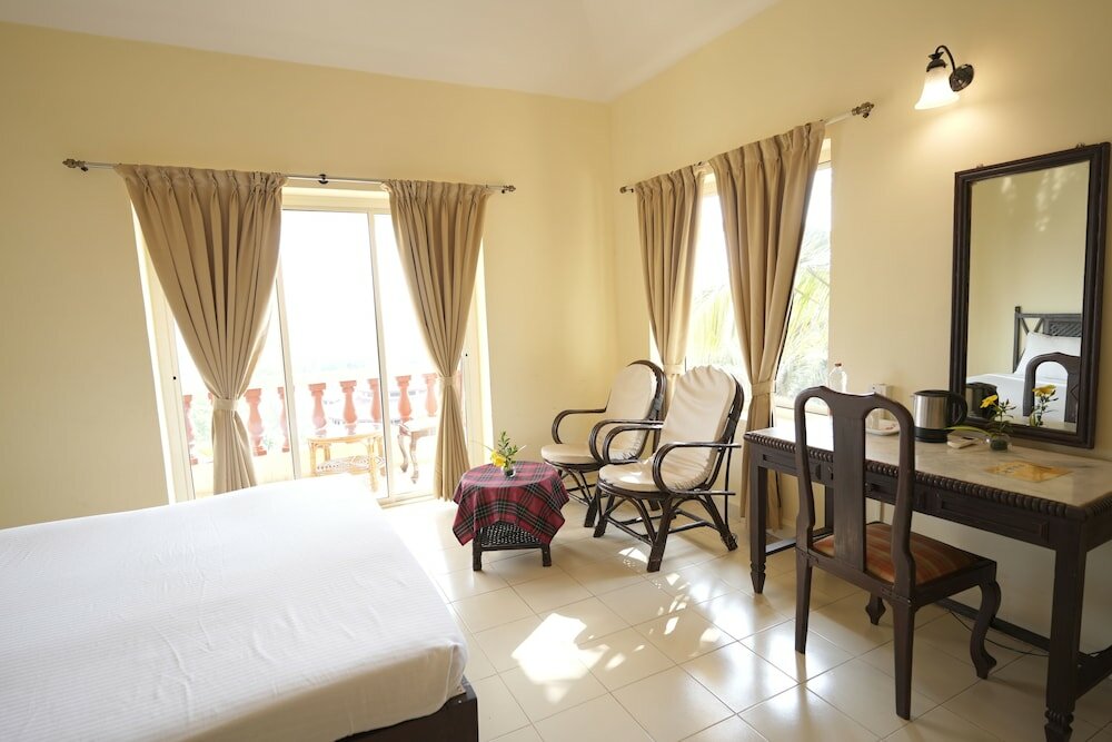 Фото Indismart Woodbourne Resort