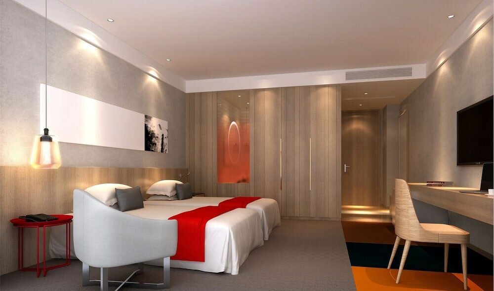 Фото Jingtang Ramada Encore Hotel