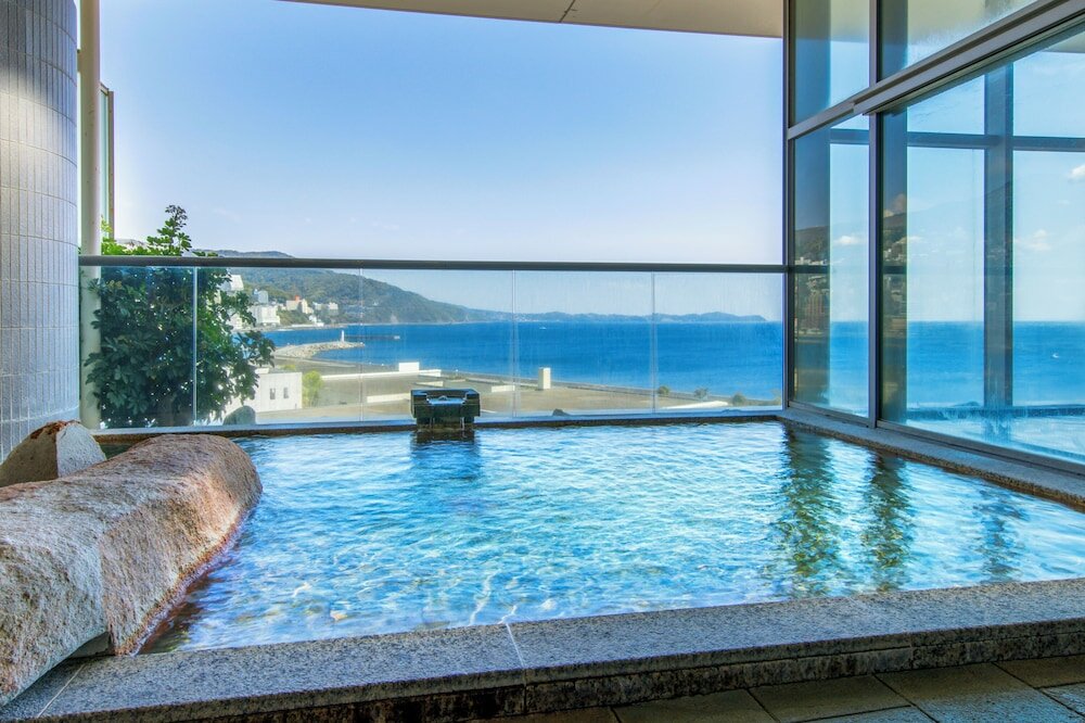 Фото Atami Korakuen Hotel