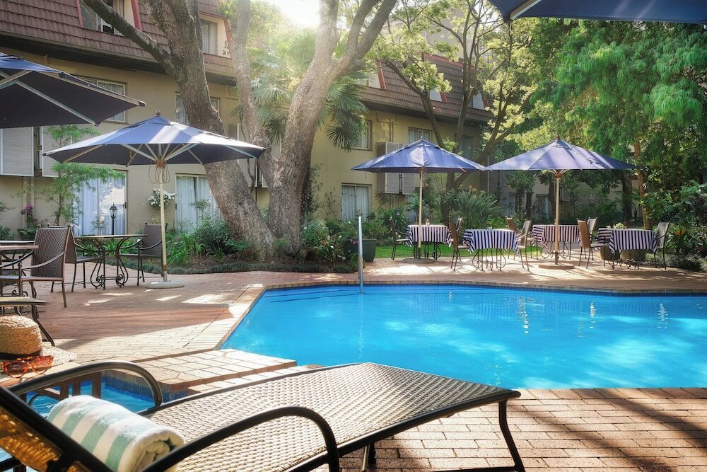 Фото Protea Hotel by Marriott Johannesburg Balalaika Sandton