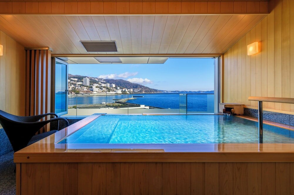 Фото Atami Korakuen Hotel