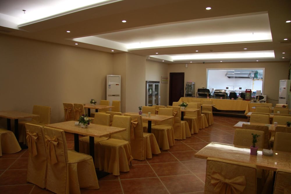 Фото GreenTree Inn Shantou Chengjiang Road Business Hotel