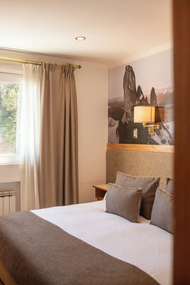 Фото Hotel Tres Reyes