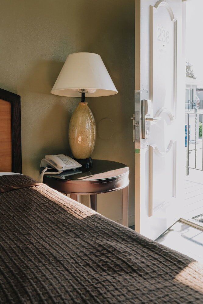 Фото La Hacienda Motel