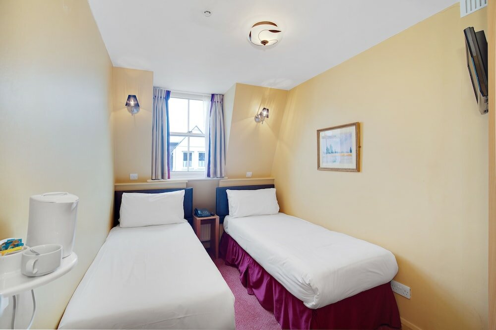 Фото Park Avenue Inn Craven Hotel