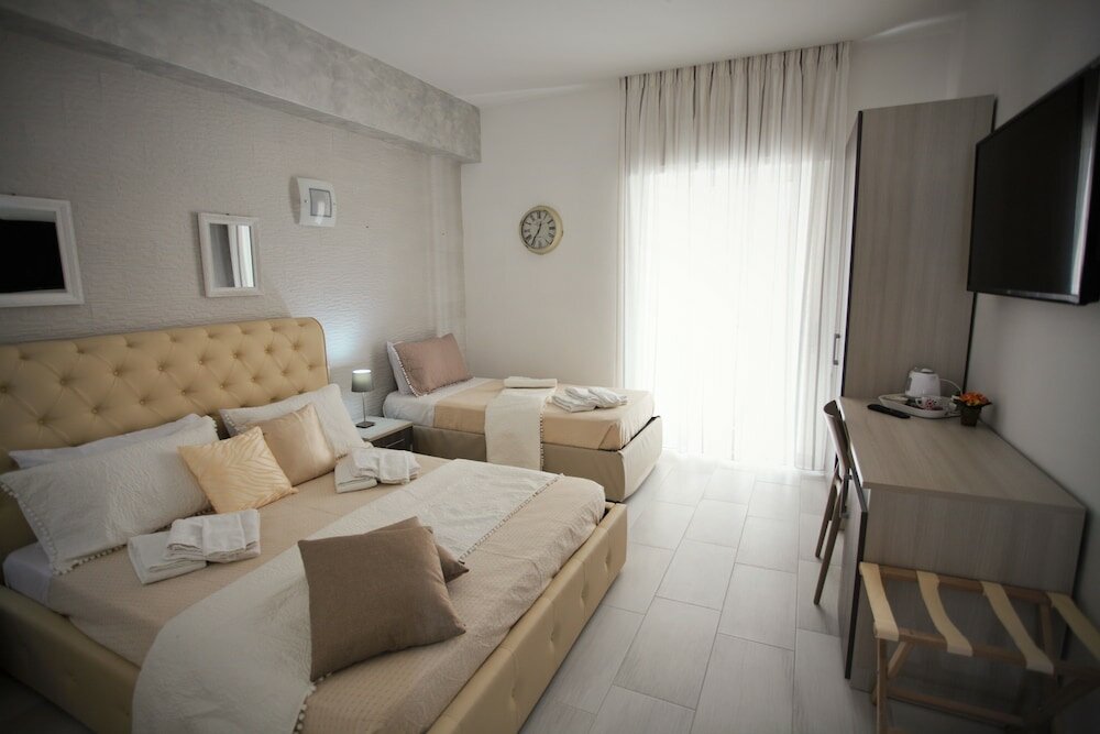 Фото Central Apartments