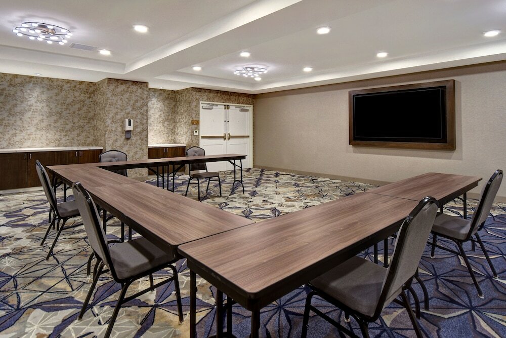 Фото TownePlace Suites by Marriott Las Vegas Airport South