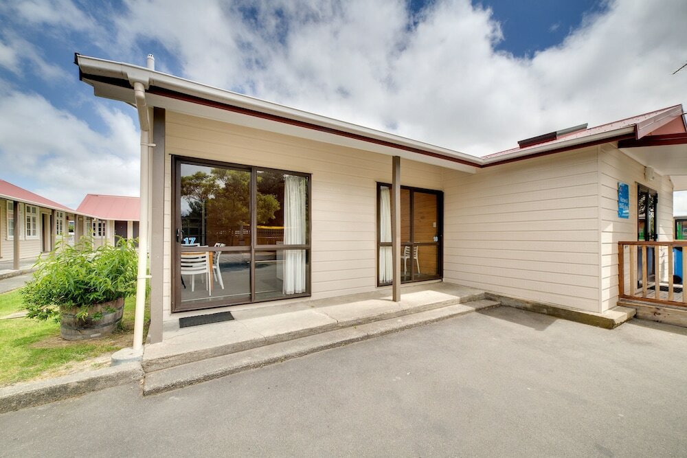 Фото Wellington Top 10 Holiday Park