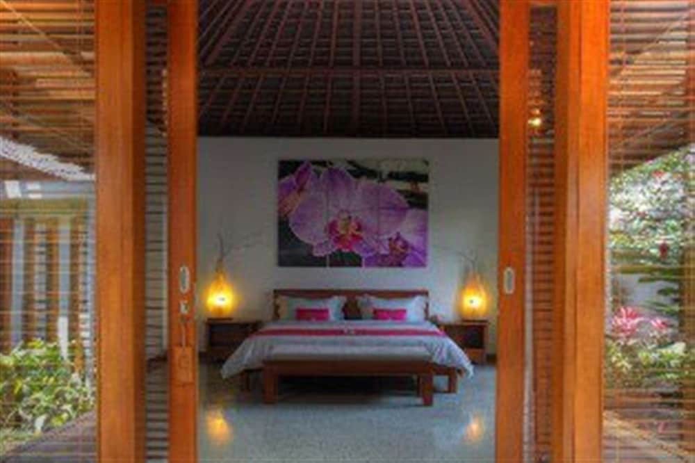 Фото Villa Victoria Bali