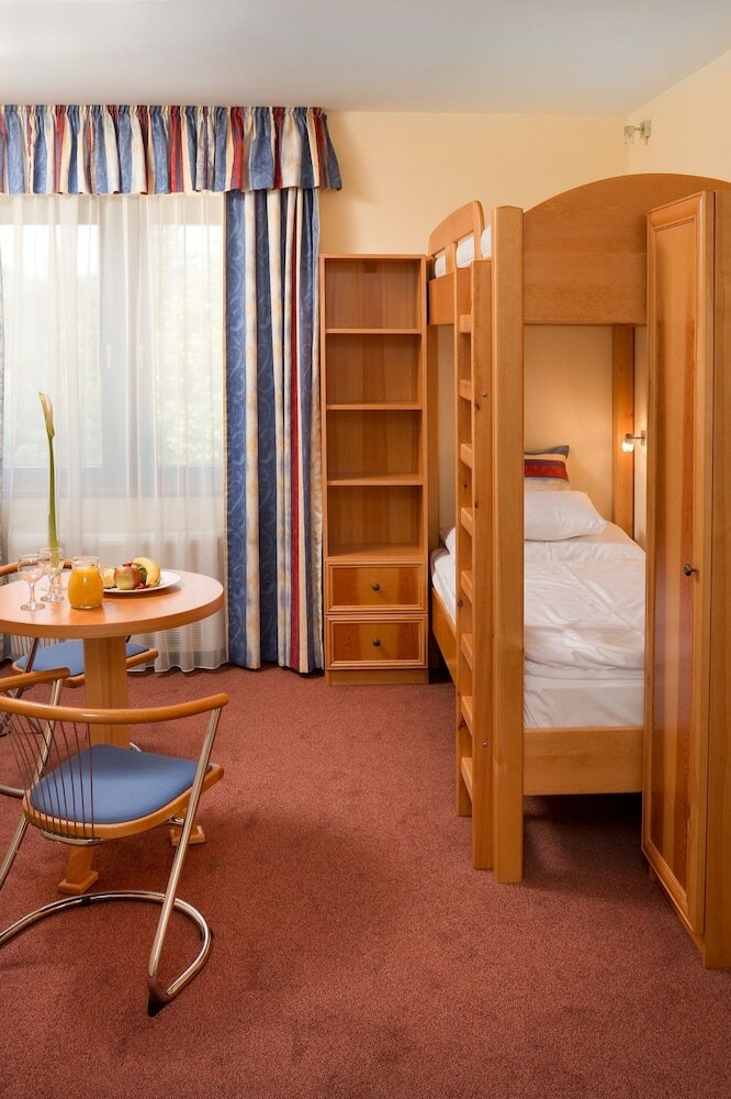 Фото Hotel Kalvaria