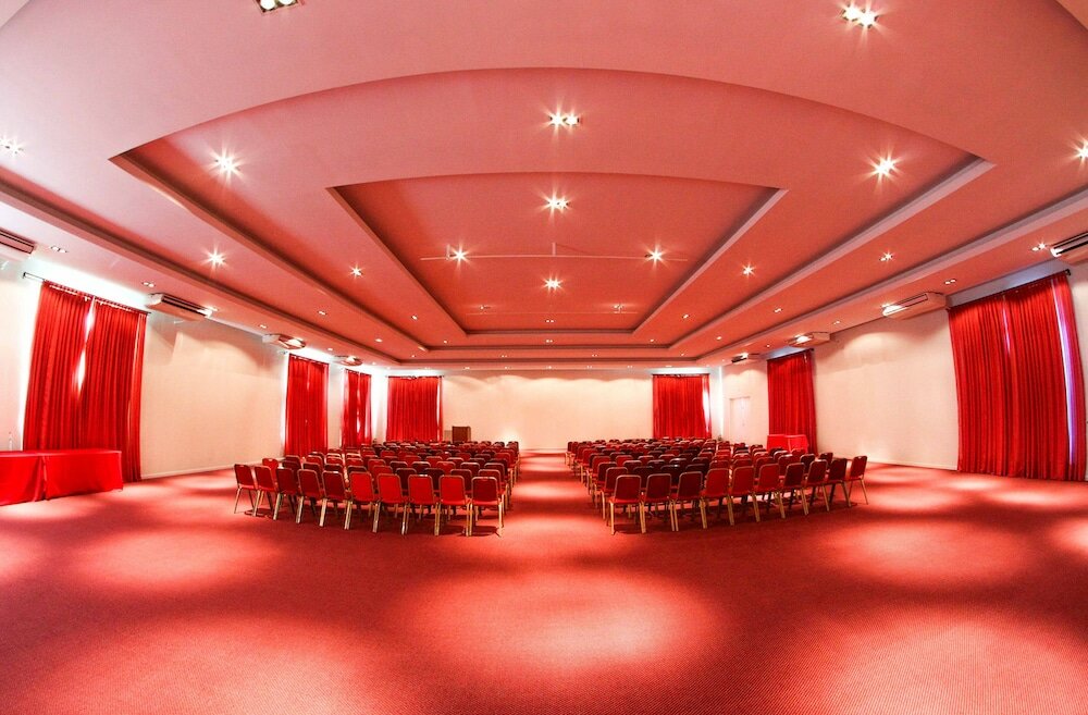 Фото Wyndham Garden Campana