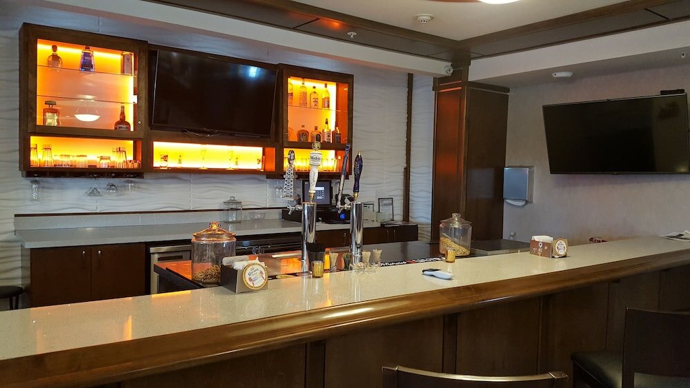 Фото Best Western Plus Fort Stockton Hotel