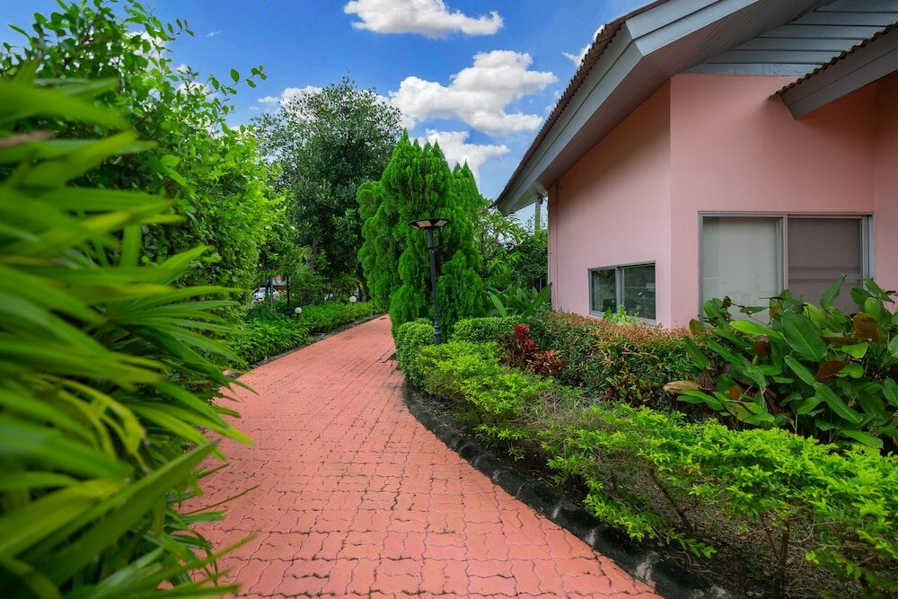 Фото Bangkok Rama Hotel