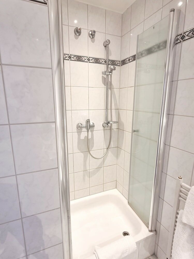 Фото Adler Hotel Frankfurt