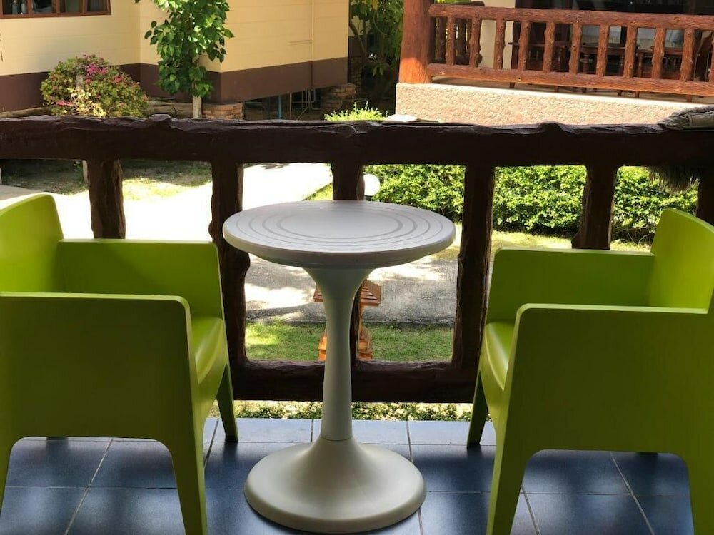 Фото Phi Phi Villa Resort